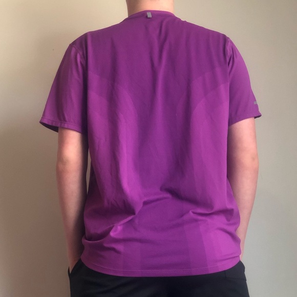 Nike Dri-Fit Running Tee - Picture 3 of 3